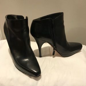 Via Spiga leather ankle boots